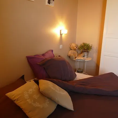 Ferme Du Chateau * Monampteuil