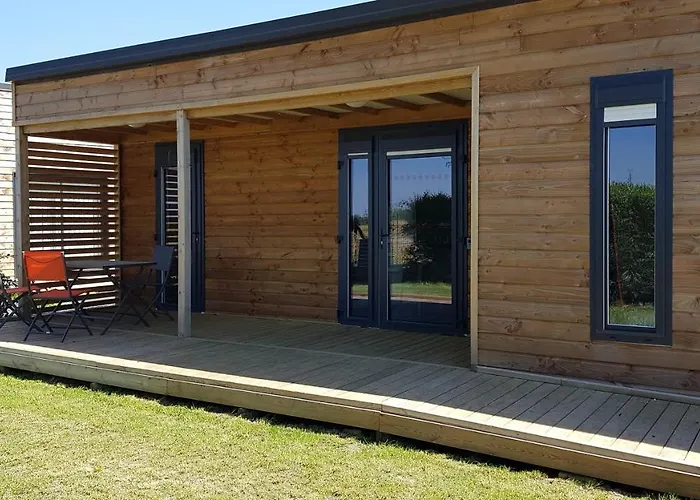 Village de vacances Ferme Du Chateau Monampteuil