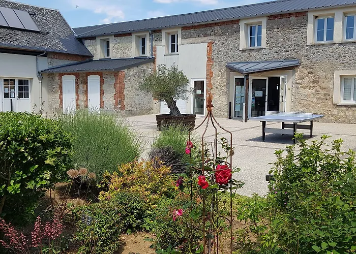 Ferme Du Chateau * Monampteuil