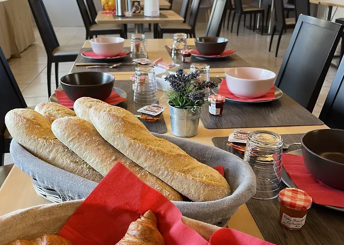 Ferme Du Chateau Monampteuil