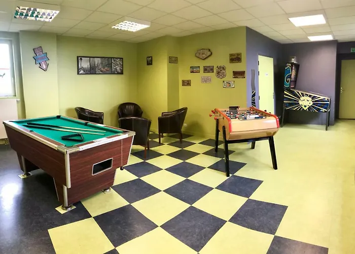 Ferme Du Chateau * Monampteuil